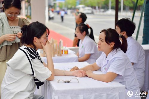 江西樟樹中醫(yī)養(yǎng)生街區(qū) 健康美食潮玩齊打卡，診斷技術(shù)研發(fā)引領(lǐng)新風(fēng)尚